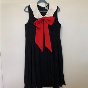 Unique Vintage 3X pussy bow dress